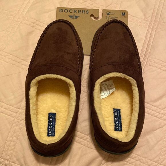 ❤️NWT Mens Indoor/Outdoor Slippers (size 7-8)❤️ - Picture 1 of 4